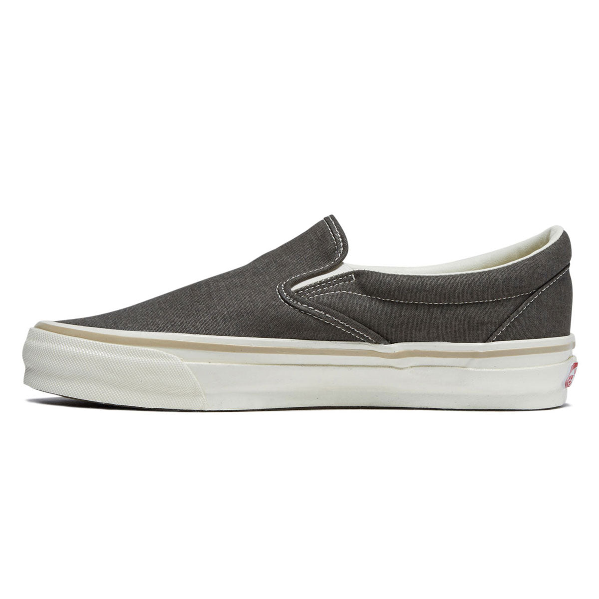 Slip-On Reissue 98 MTE Shoes