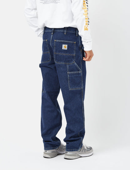 Einzelne Knie-Jeans (Relaxed Fit) – Blau