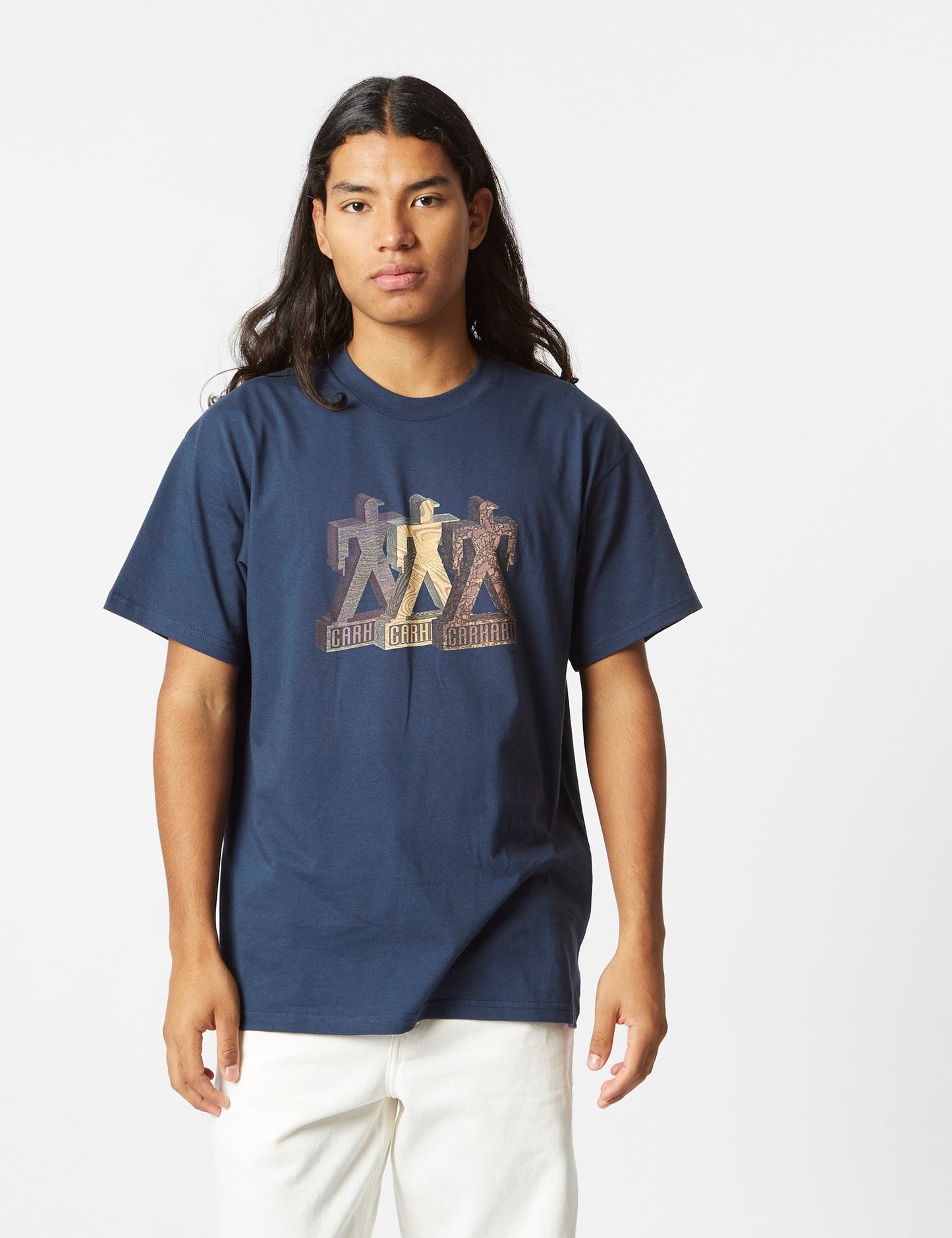 Built T-Shirt (locker sitzend) – Blau