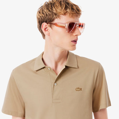 Paris Poloshirt mit offener Kragenform, bestickt, klassischer Schnitt