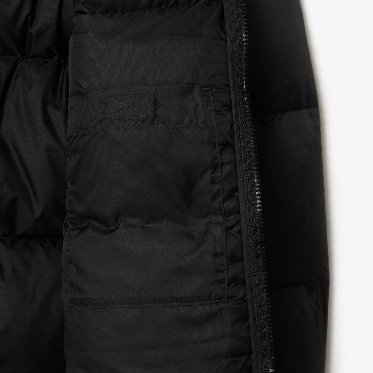Short Water-Repellent Hooded Puffed Jacket